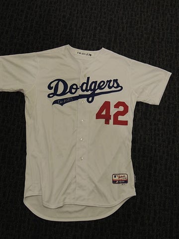 LADF online Dodgers memorabilia auction begins, by Jon Weisman