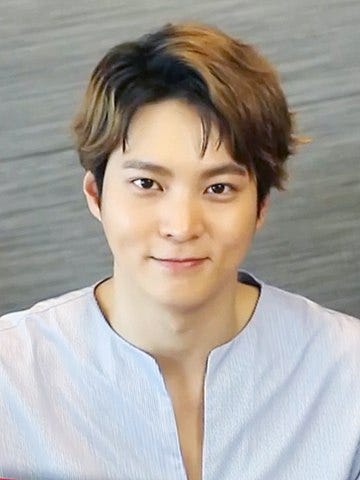 Joo Won as Carter Lee