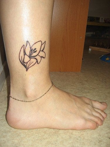 Ankle Tattoo 1085