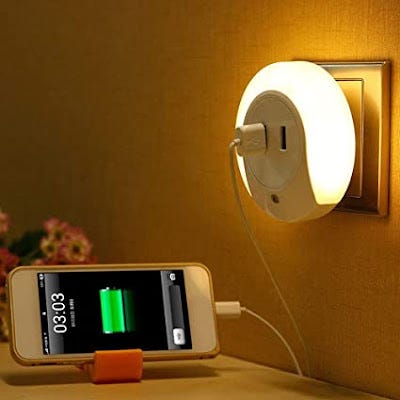 Smart Night Light with USB Charging — Your Ultimate Bedroom Companion