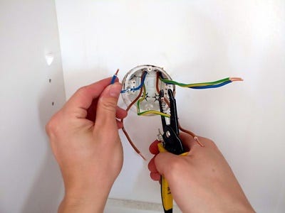 electrician-installing-socket