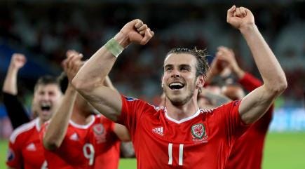 Bale Celebrates With Wales