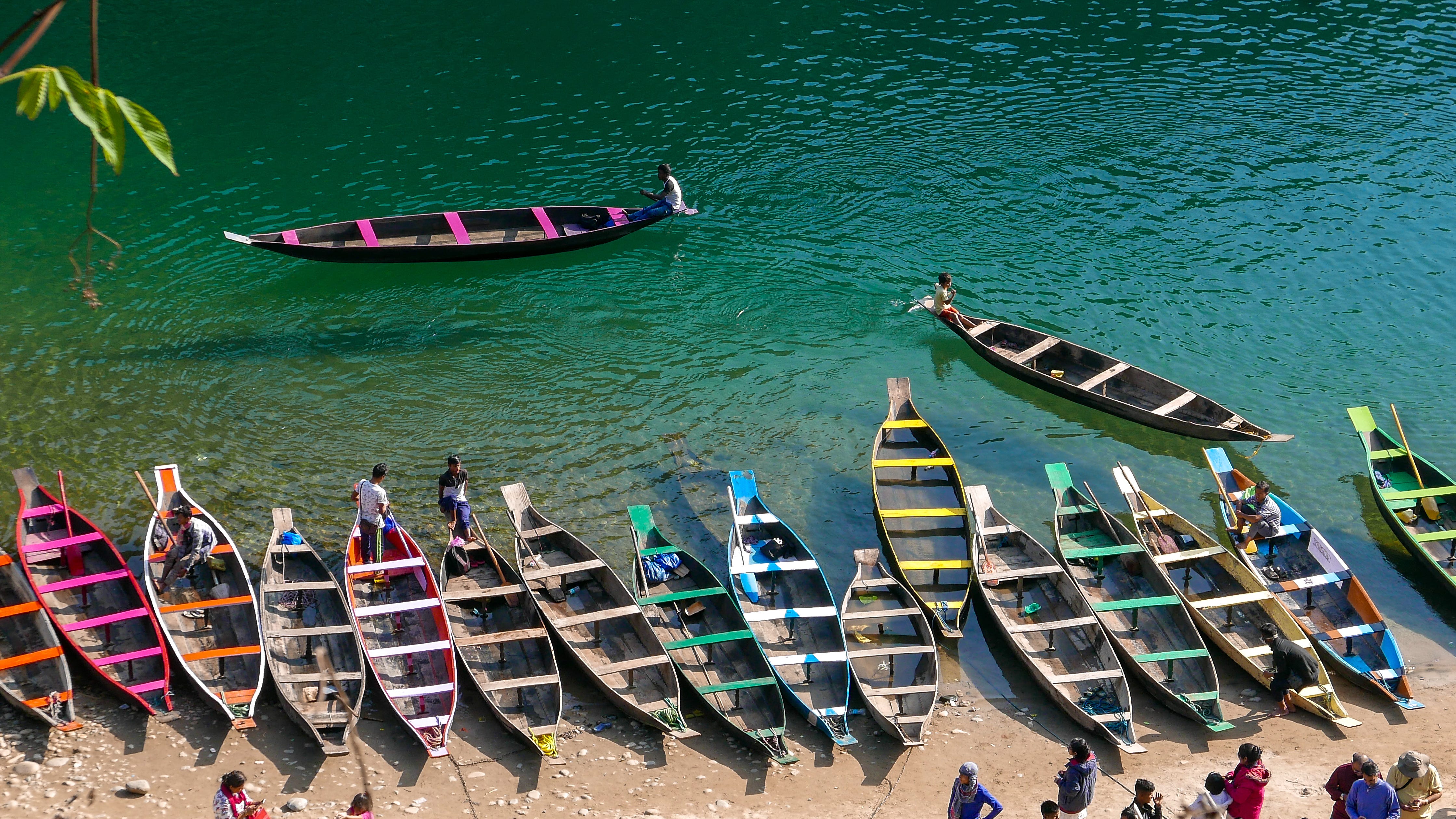 Nơi bóng trôi