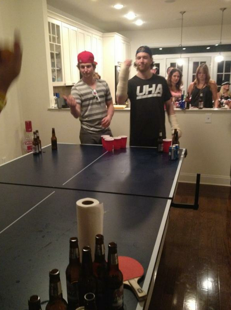 Claude Giroux Playing Beer Pong With Casts On BOTH ARMS