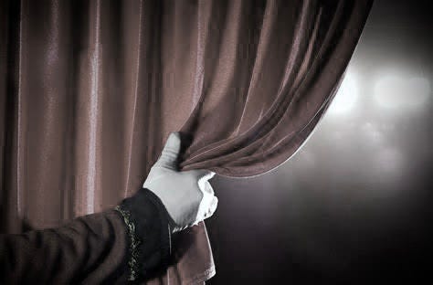 Pivotal sidemen such as John Farrar often remain behind the curtain.