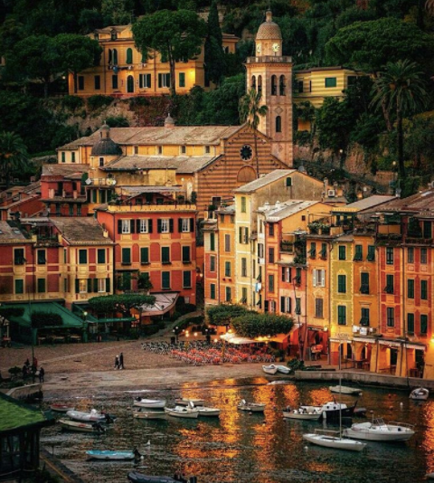 Portofino, Italy. via @italiainunoscatto
