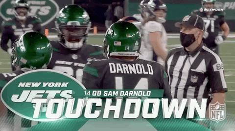 Sam Darnold scores touchdown