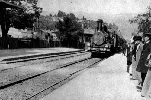 Risultati immagini per l'arrivo di un treno alla stazione di la ciotat film 1895 con foto dei fratelli lumière