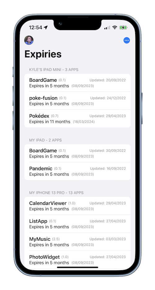 A screenshot of the tracking app showing a list of devices and the apps installed on those devices. Each app lists when its provisioning profile is going to expire.