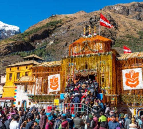 badrinath helicopter services, badrinath helicopter booking, chardham helicopter yatra, chardham yatra package by helicopter, chardham by helicopter