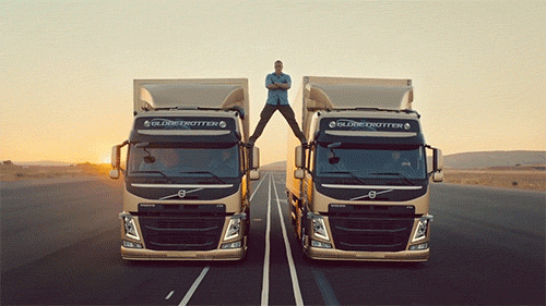 A GIF with Van Damme’s truck split