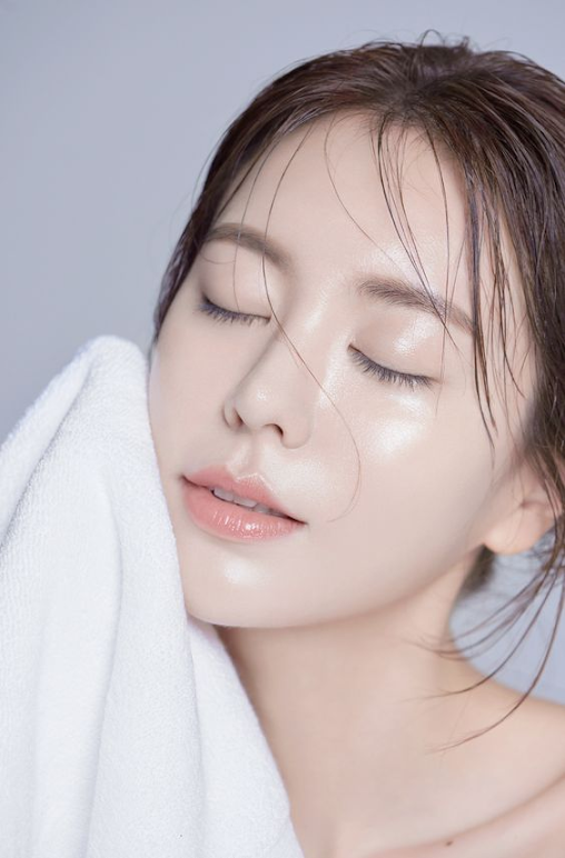 Best Korean serums to acheive a korean glass, glowing and spotless skin