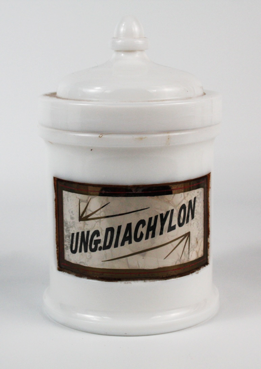 Diachylon was used as an abortifacient in the UK during WWI despite the risks it posed to women.