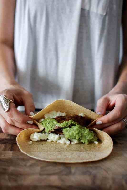 Steak & Egg White Salsa Verde Breakfast Wraps