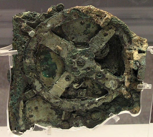 Is this Ancient Gear Mechanism the First Computer on Earth?