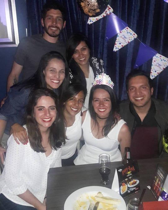 celebración entre amigos
