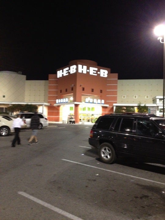 A photo showing the main right entrance for the HEB Shopping Center off of Wurzbach in San Antonio, TX.