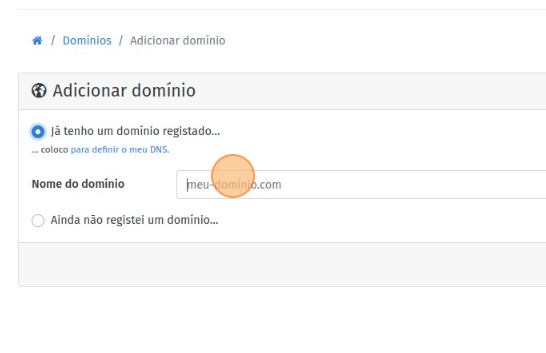 Página de adicionar domínio, preenchendo o campo “Nome do domínio”