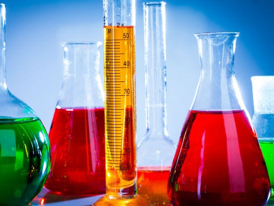 Major Advantages of Chemical Toll Manufacturing