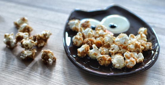 Plate of Browned-Butter Vanilla Caramel Corn