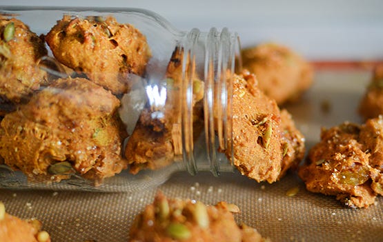 Spelt Pumpkin Spice Cookies - Global Dish - Stephanie Arsenault