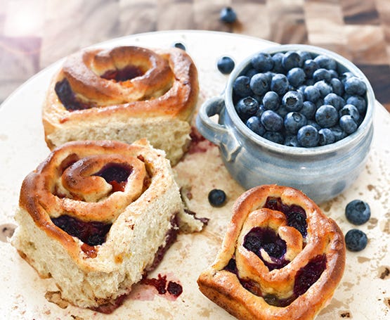 Summer Fruit Cinnamon Rolls 