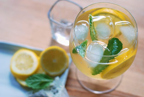 Lemon-Mint Tea Cocktail