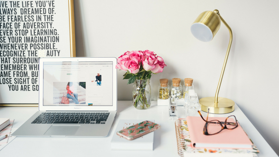 Pretty Desk with Flowers