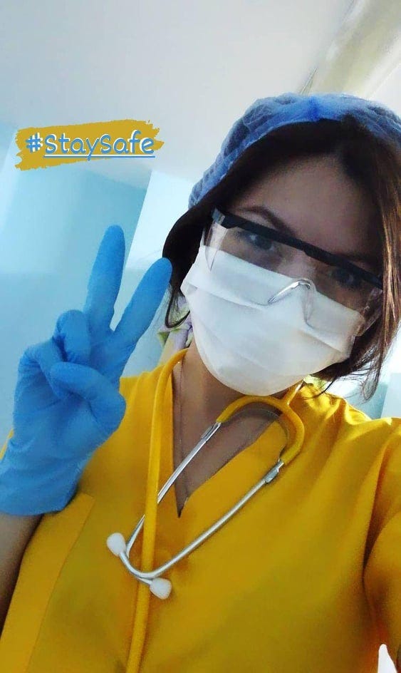 Ellie Ilieva in her daily uniform as an intern in the ER. // Photo from Ellie Ilieva’s archives.
