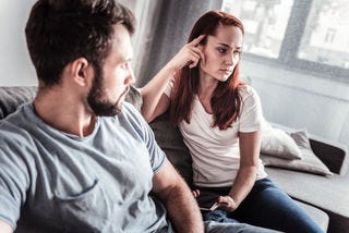 10 signs of a cheating husband