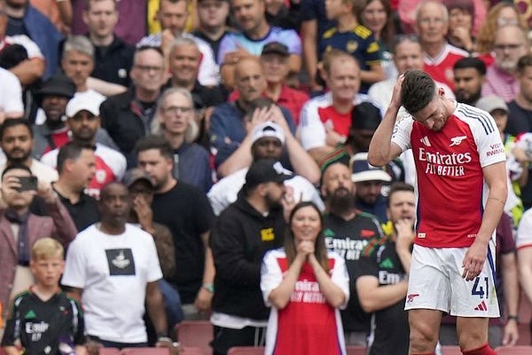 Legenda Arsenal Kritik Wasit Kartu Merah Declan Rice