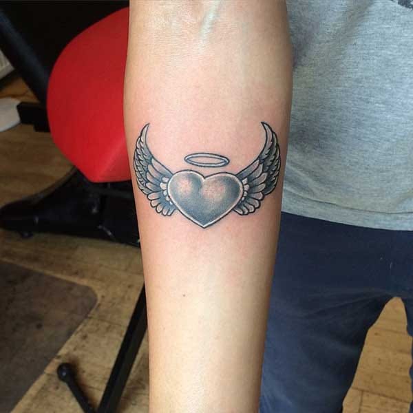 wing tattoo