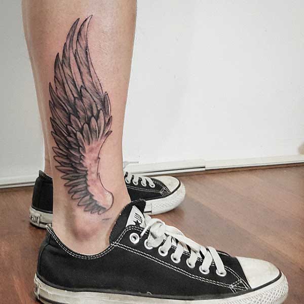 wing tattoos for guys