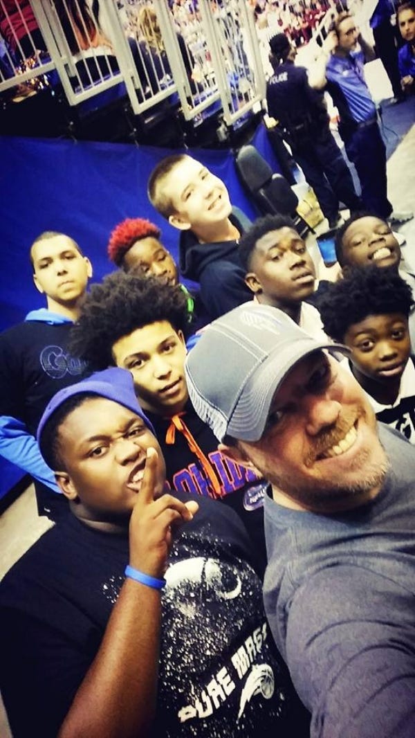 Team selfie! | Source: Basketball Cop Foundation