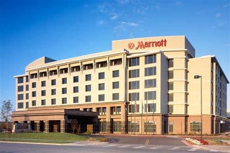 Top 5 Hotels Near Denver International Airport With Shuttle And Free P