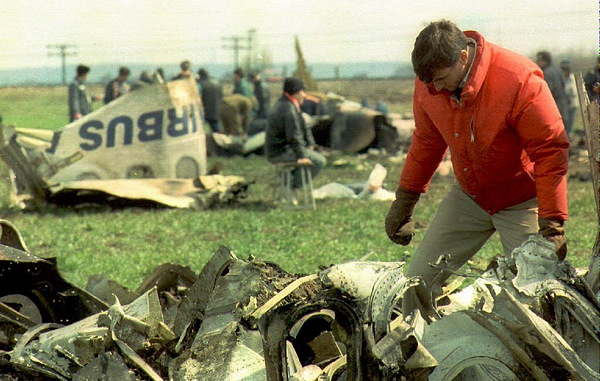 Shrouded in Clouds: the crash of TAROM flight 371