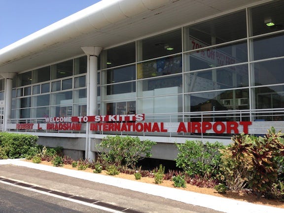 From Runway to Paradise: Why Your Transfer Sets the Tone for Your Enti