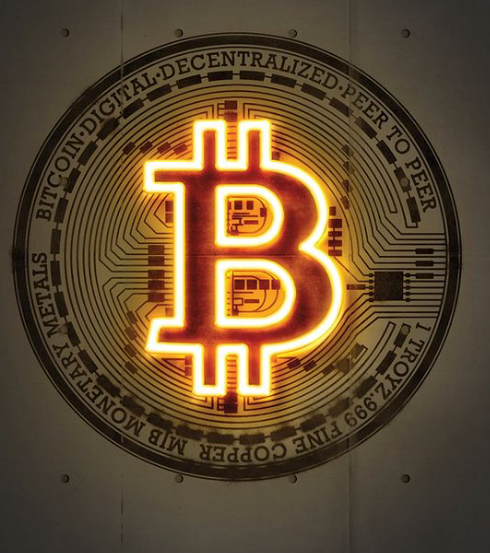 Bitcoin Price Drops Below $66K: What David Sacks’ Exit Means for Crypto Markets