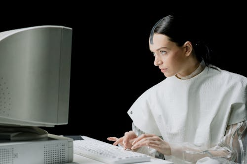 10 AI Prompts That Actually Work in 2026 — One for Every Major Platform