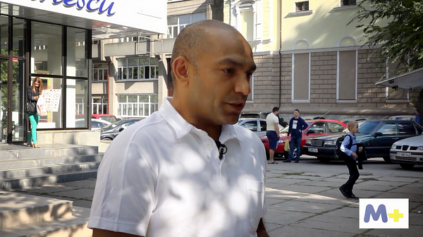 Președintele Asociației “Tarna Rom”, Marin Alla (captură video, 15.09.2015, Chișinău)