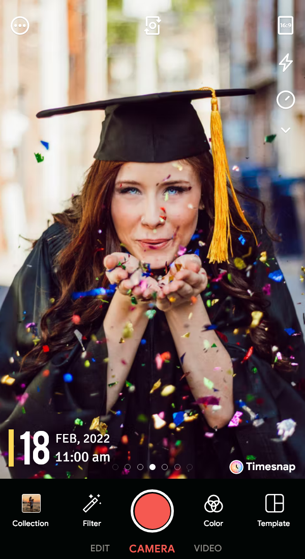 A graduated girl enjoying her day