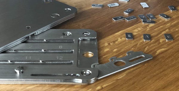 Backup in steel