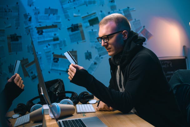 Hacking, virtual machines, Linux, networking, and all that stuff.