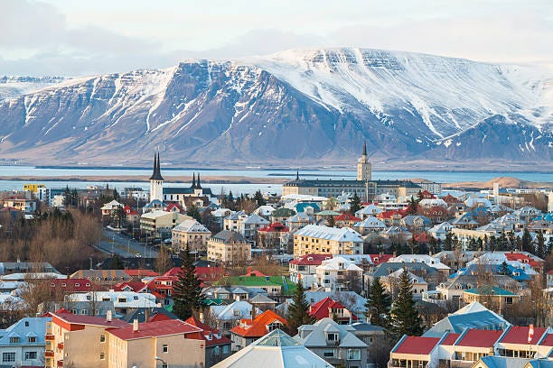 solo travel reykjavik