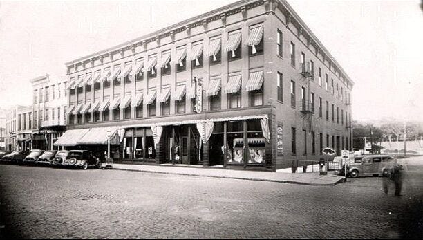 Historic Photograph of Desoto House Hotel