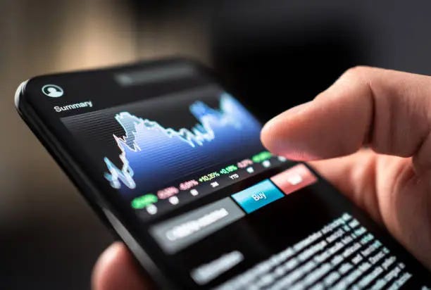 Why Beginners Ignore Risk Management (Until the Market Teaches Them the Hard Way)