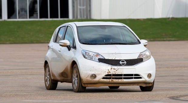 Nissan Note self cleaning