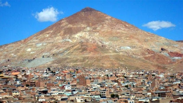 Cerro Rico ou Sumaq Urqu é a montanha localizada na cidade de Potosí, na Bolívia. Faz parte da Cordilheira dos Andes.