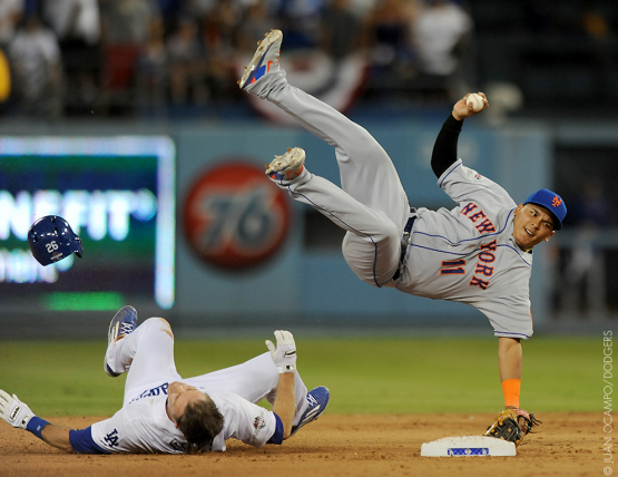 Chase Utley's slide during Dodgers game vs Mets breaks Ruben