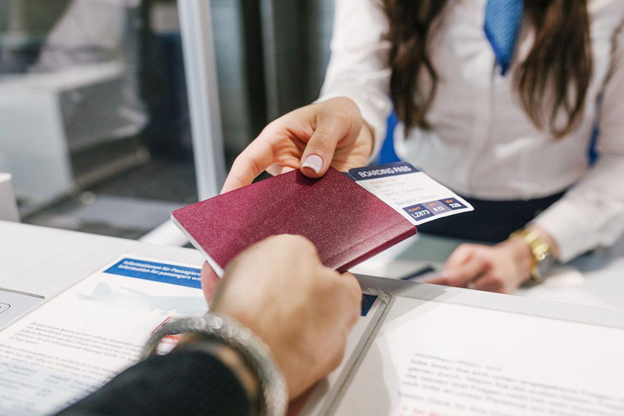 AIRPORT RULES EVERYONE SHOULD KNOW